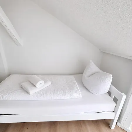 Appartement Yourfavoritebed Designerapartments Zentrum Zwickau