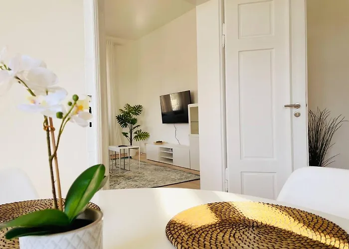 Yourfavoritebed Designerapartments Zentrum Apartman